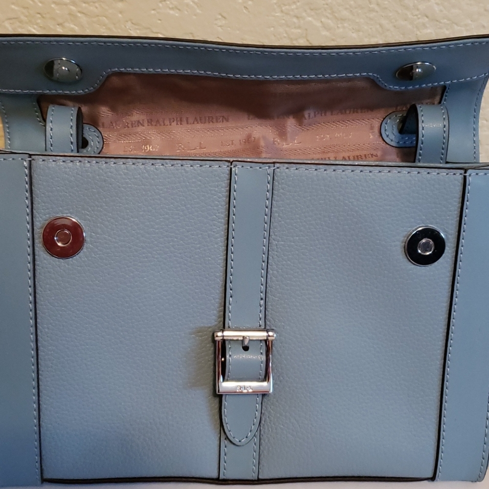 Purse - Picture 2 of 3